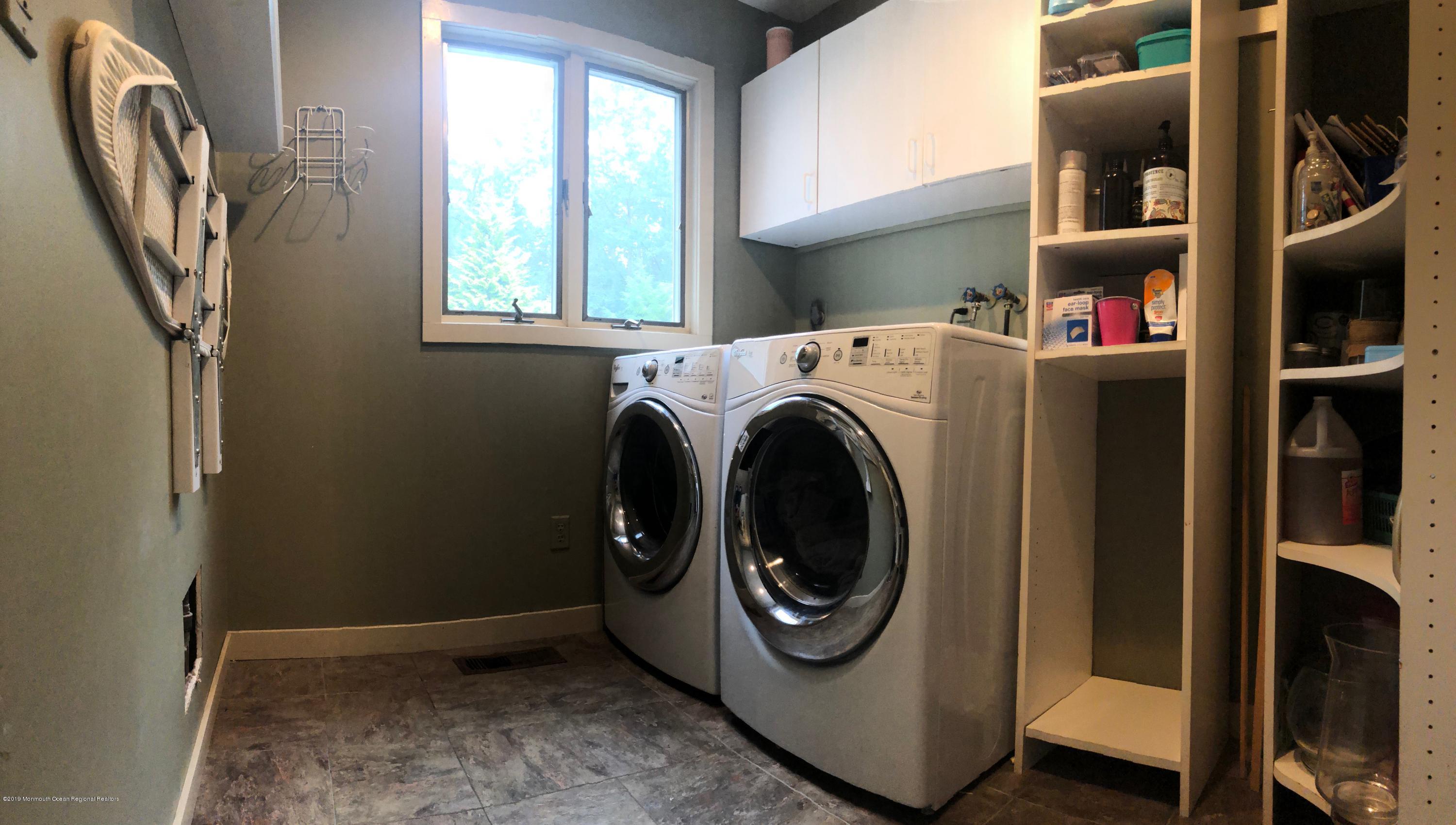 3185 Quarry Road Manchester Township, NJ 08759 - Photo 10 of 36 LAUNDRY ROOM