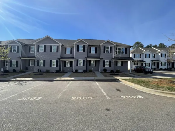 $1,595 | 2065 Wiggins Village Drive, Youngsville, NC 27596