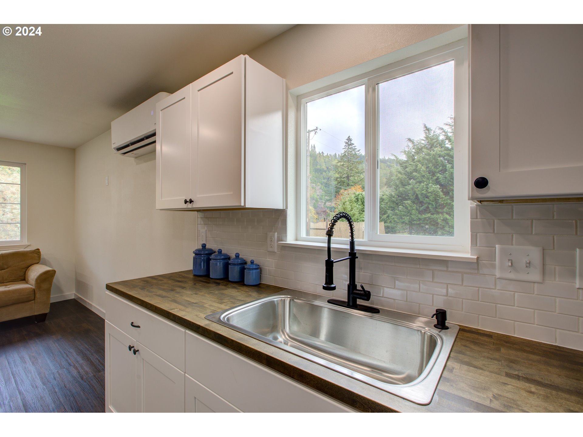 6405 Nonpareil Road Sutherlin, OR 97479 - Photo 15 of 44