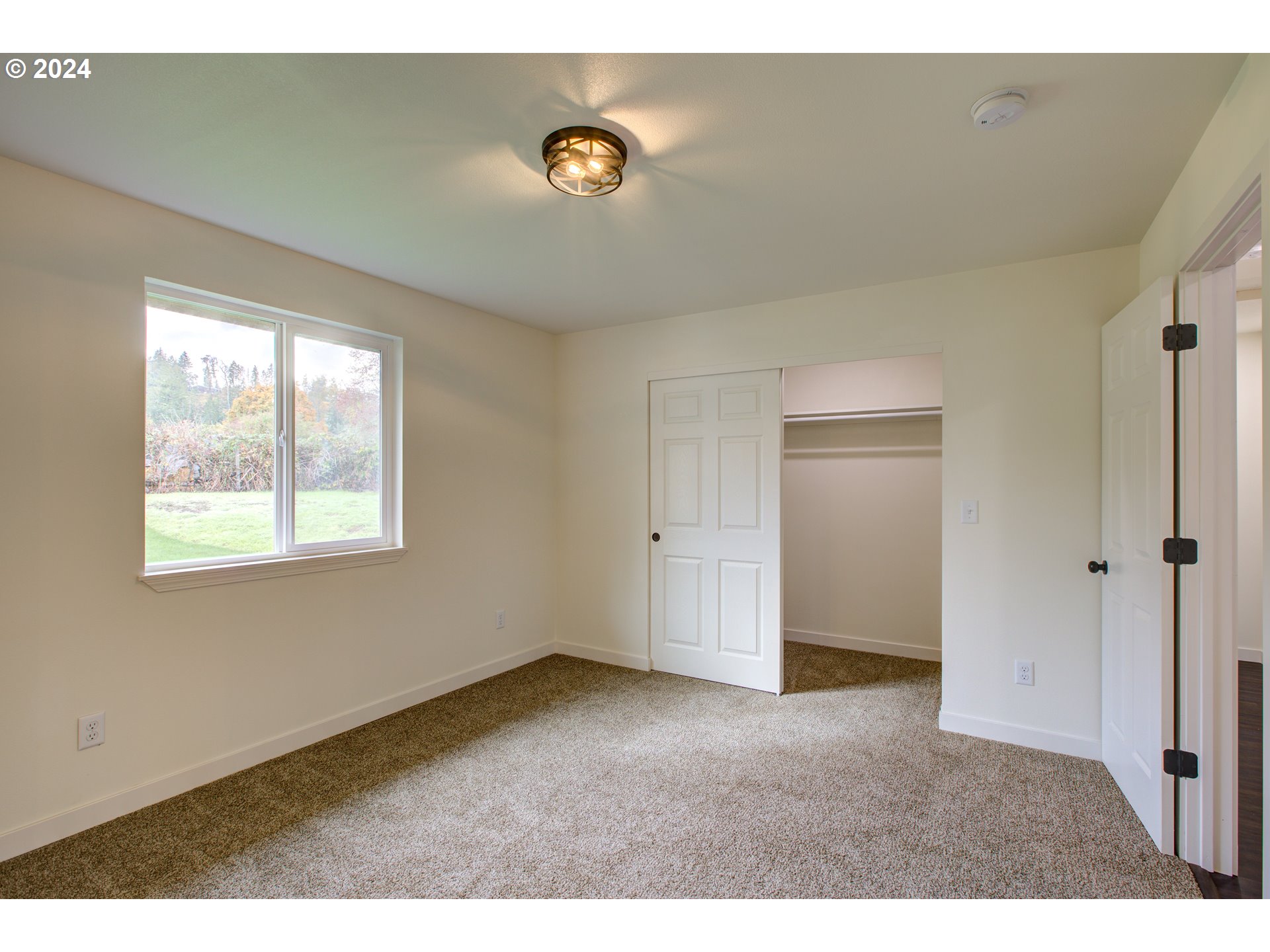 6405 Nonpareil Road Sutherlin, OR 97479 - Photo 18 of 44