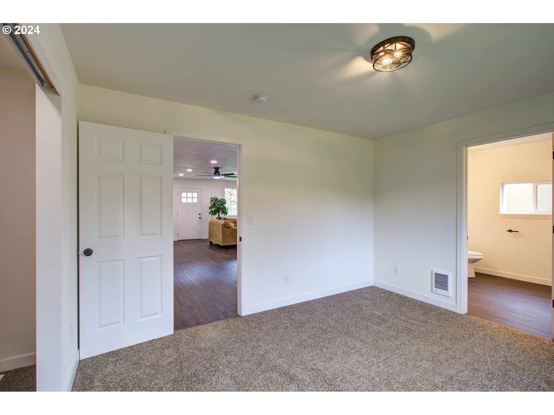 6405 Nonpareil Road Sutherlin, OR 97479 - Photo 20 of 44