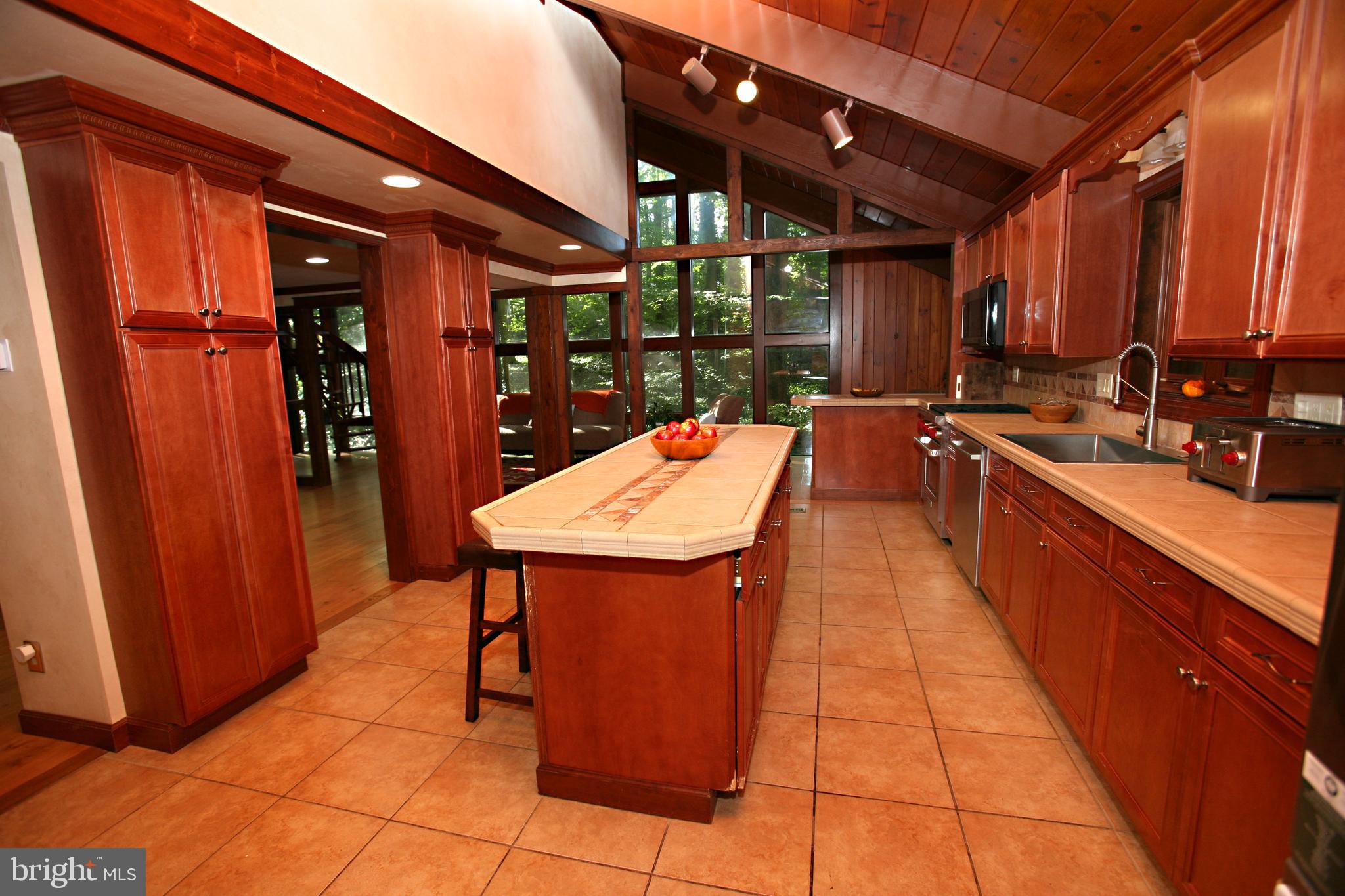 132 Weatherby Road Mullica Hill, NJ 08062 - Photo 3 of 32 Gallery Image 3