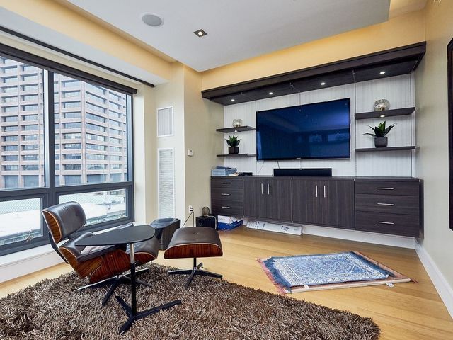 $2,500,000 | 45 Province Street, Unit 2105, Boston, MA 02108