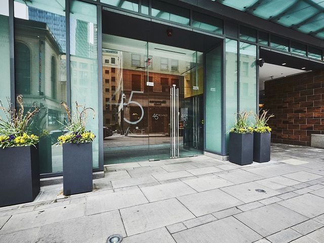 $2,500,000 | 45 Province Street, Unit 2105, Boston, MA 02108