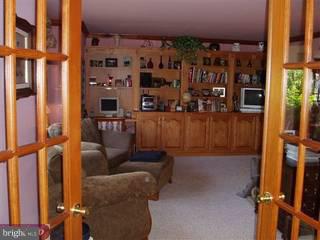 208 Michael Drive Sinking Spring, PA 19608 - Photo 3 of 6