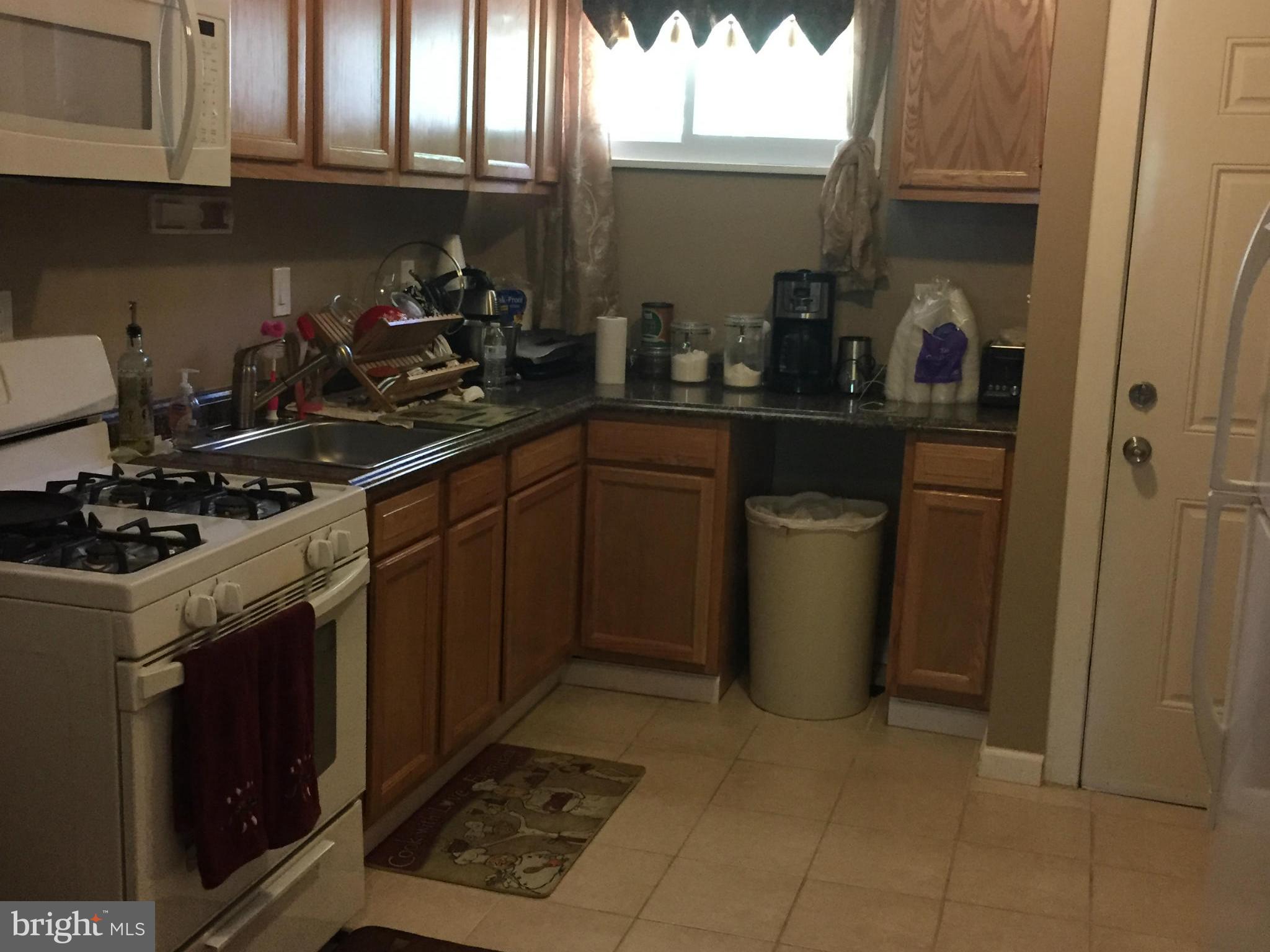7706 Muncy Road Landover, MD 20785 - Photo 4 of 10 Kitchen