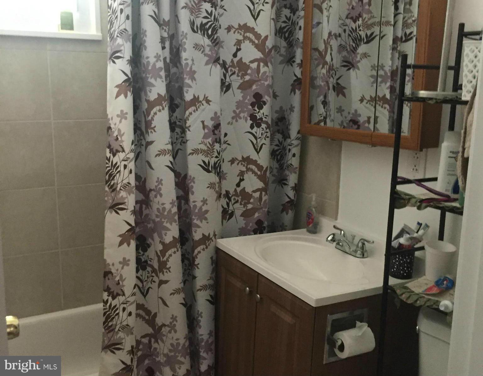 7706 Muncy Road Landover, MD 20785 - Photo 9 of 10 Bath (Master)