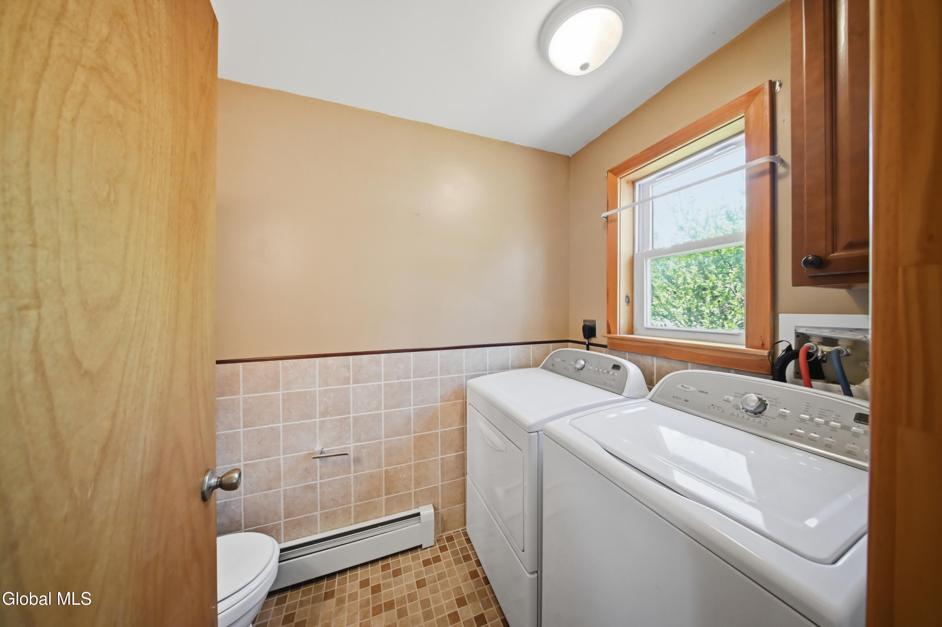 189 River Road Bethlehem, NY 12077 - Photo 16 of 37 14