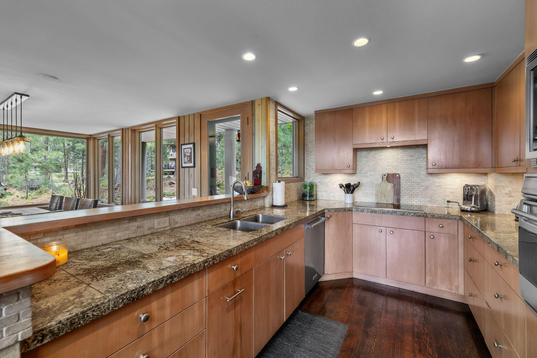 13729 Mentha, Unit EM 32 Black Butte Ranch, OR 97759 - Photo 10 of 76
