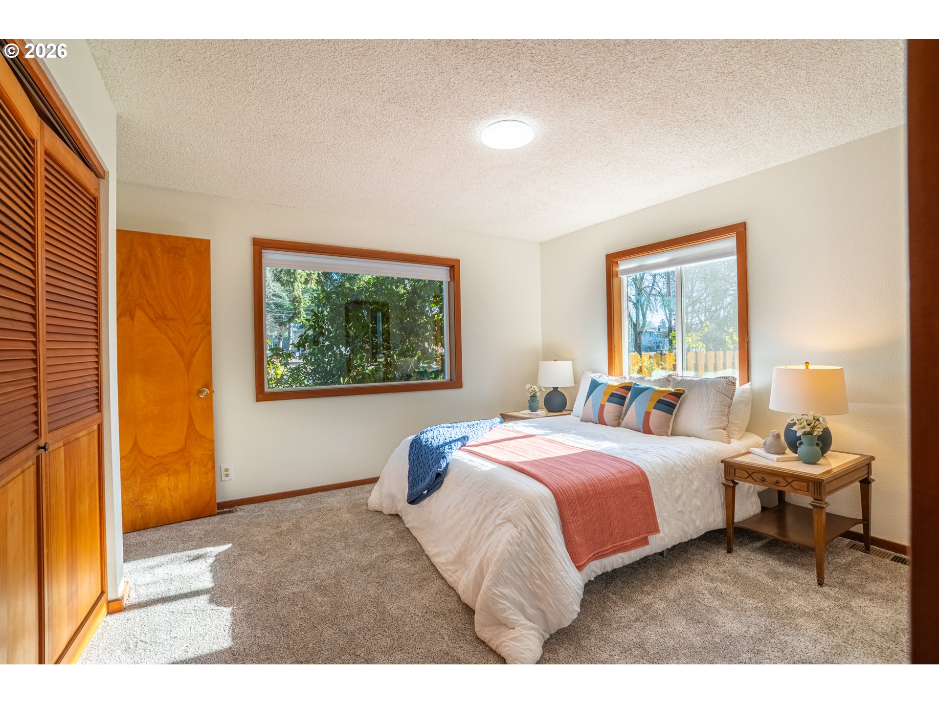 1708 River Road Eugene, OR 97404 - Photo 14 of 44 Primary Bedroom