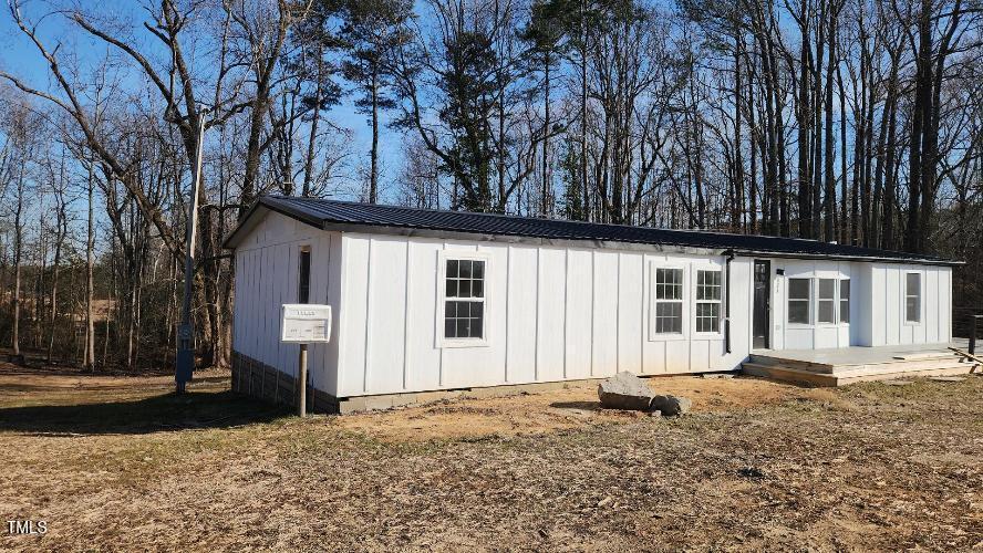421 General Green Road Kittrell, NC 27544 - Photo 2 of 17 11037190_1738187115820.jpg