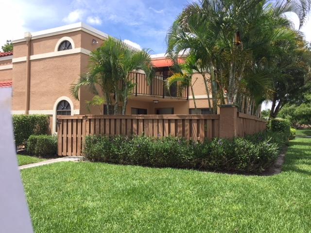 8062 Severn Drive, Unit B Boca Raton, FL 33433 - Photo 1 of 27 IMG_8274