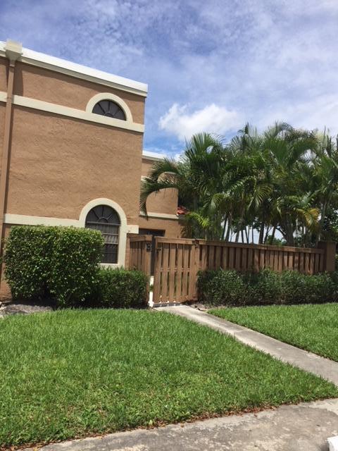 8062 Severn Drive, Unit B Boca Raton, FL 33433 - Photo 6 of 27 IMG_8279