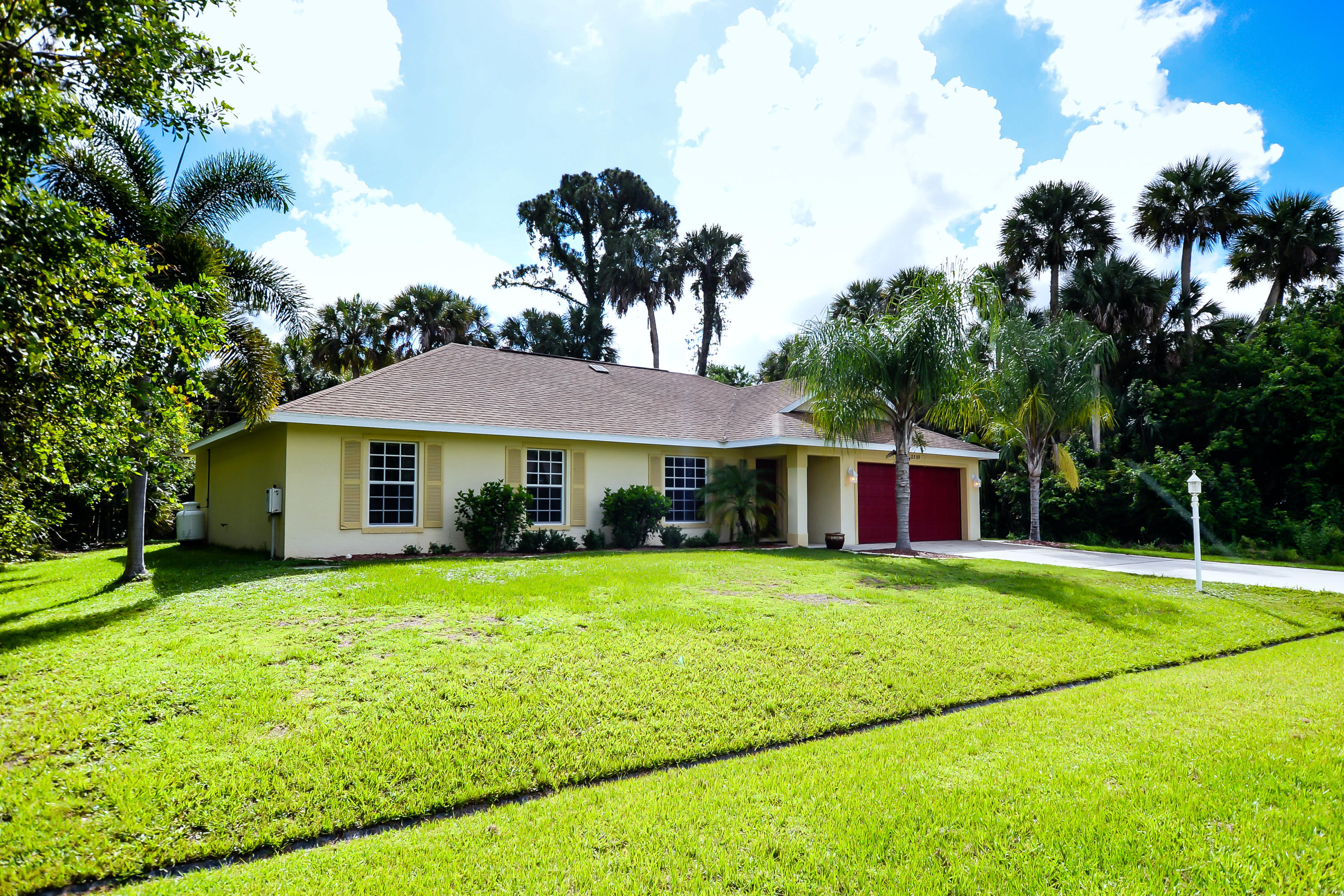 2355 Southwest Neal Road Port St. Lucie, FL 34953 - Photo 5 of 37 05-LR-6152