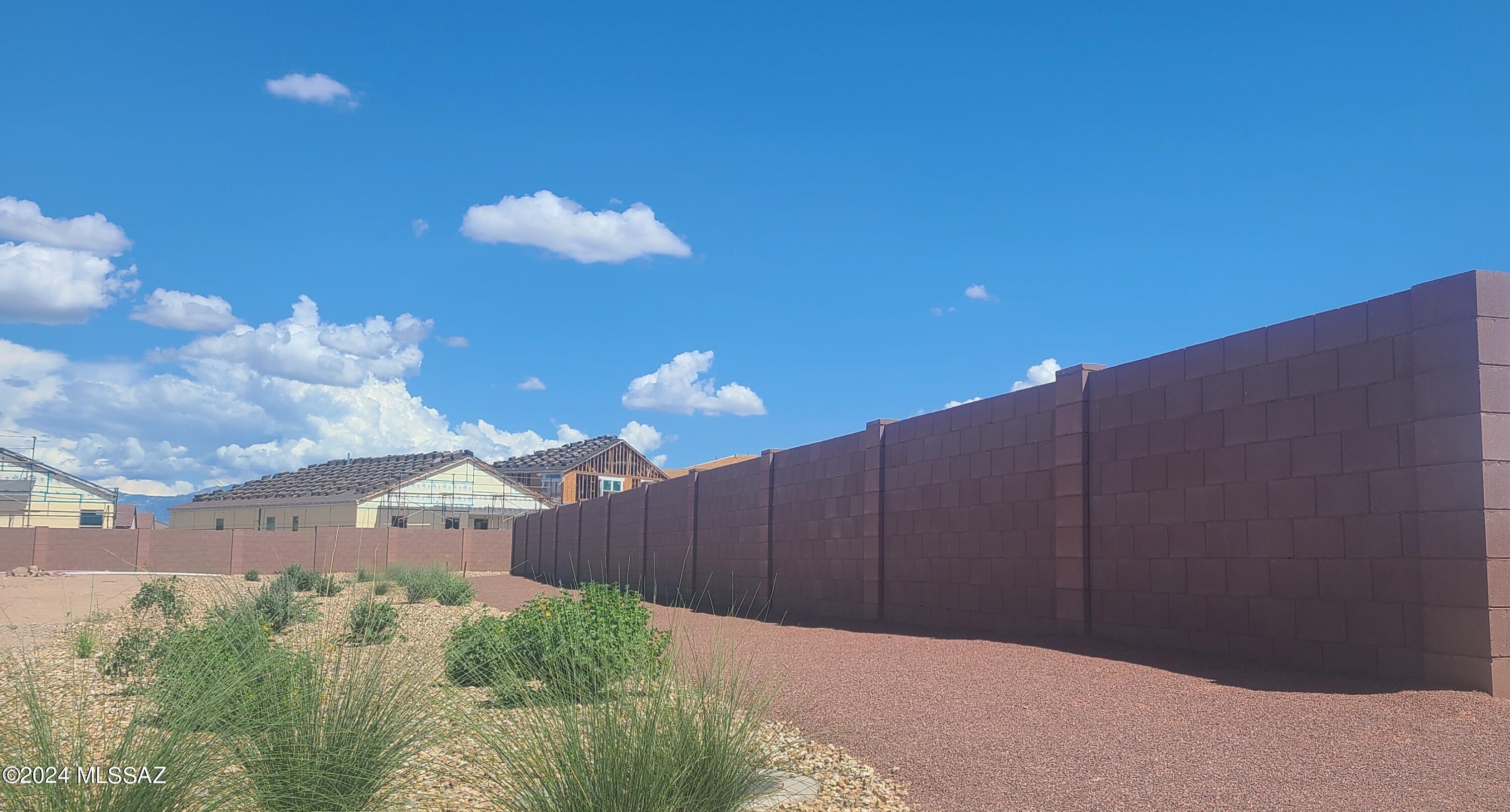 12569 West Barnett Road Marana, AZ 85653 - Photo 22 of 41
