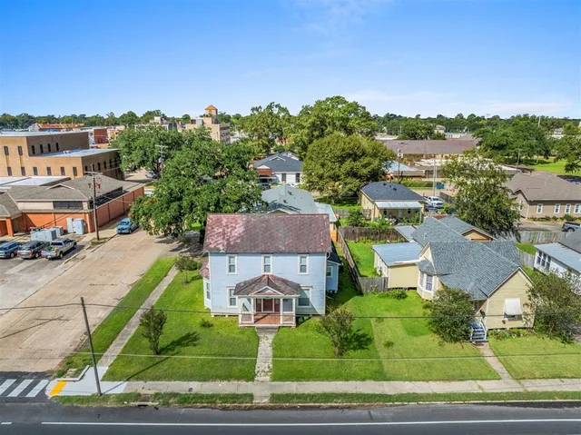 $235,000 | 403 North Cutting Avenue, Jennings, LA 70546