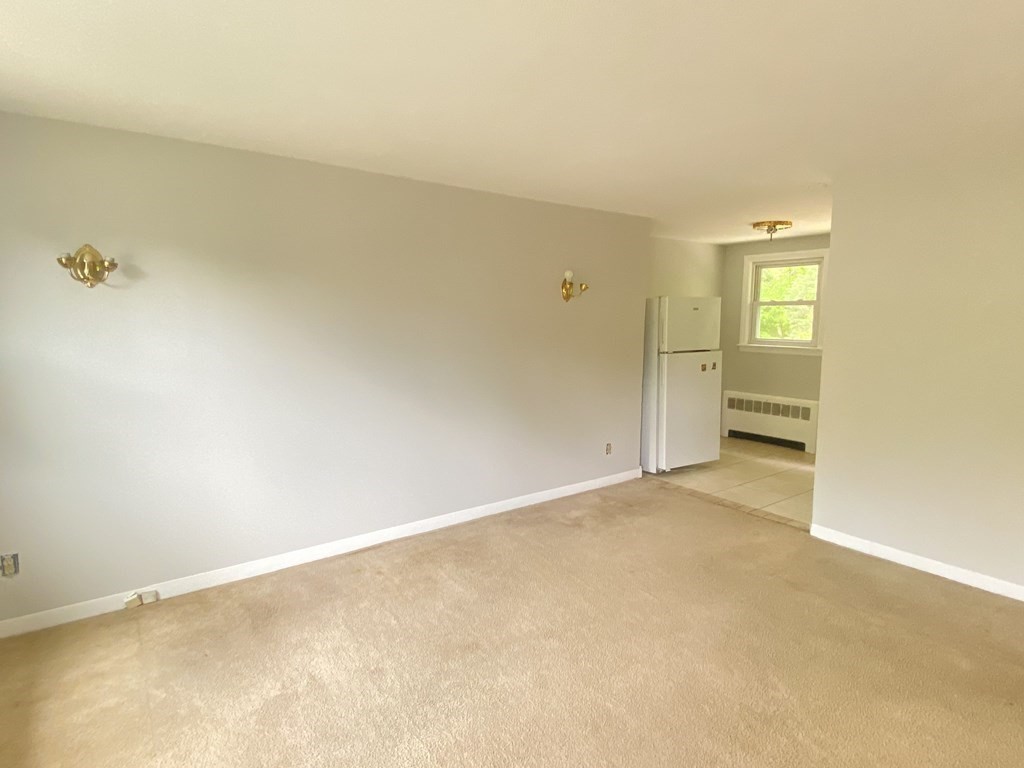 24 Rhodes Circle Hingham, MA 02043 - Photo 10 of 16 Gallery Image 10