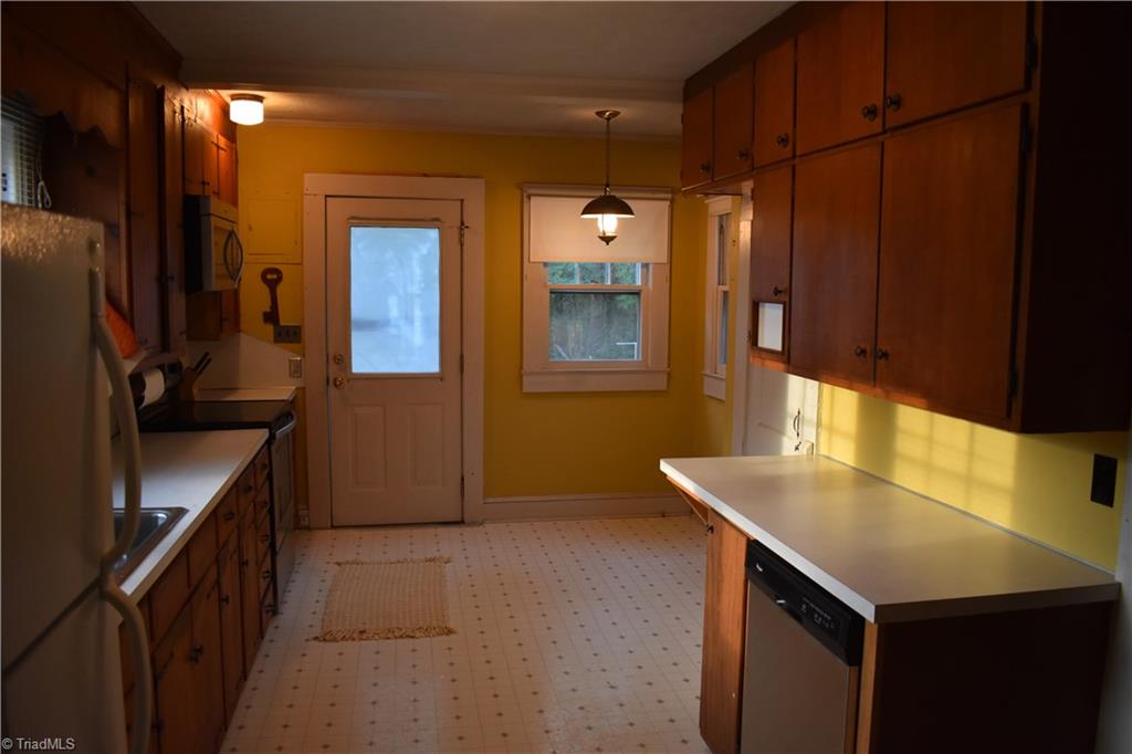 1752 Center Church Road Lexington, NC 27295 - Photo 5 of 14 Gallery Image 5