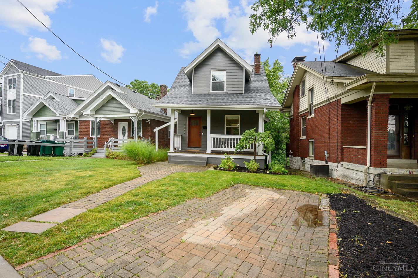 5806 Montgomery Road Cincinnati, OH 45212 - Photo 3 of 36