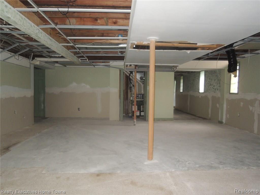 4223 Harris Road Fort Gratiot, MI 48059 - Photo 18 of 19 DSCN0331.JPG