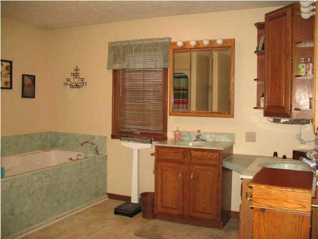 3798 Windsor Road Tell City, IN 47586 - Photo 13 of 30