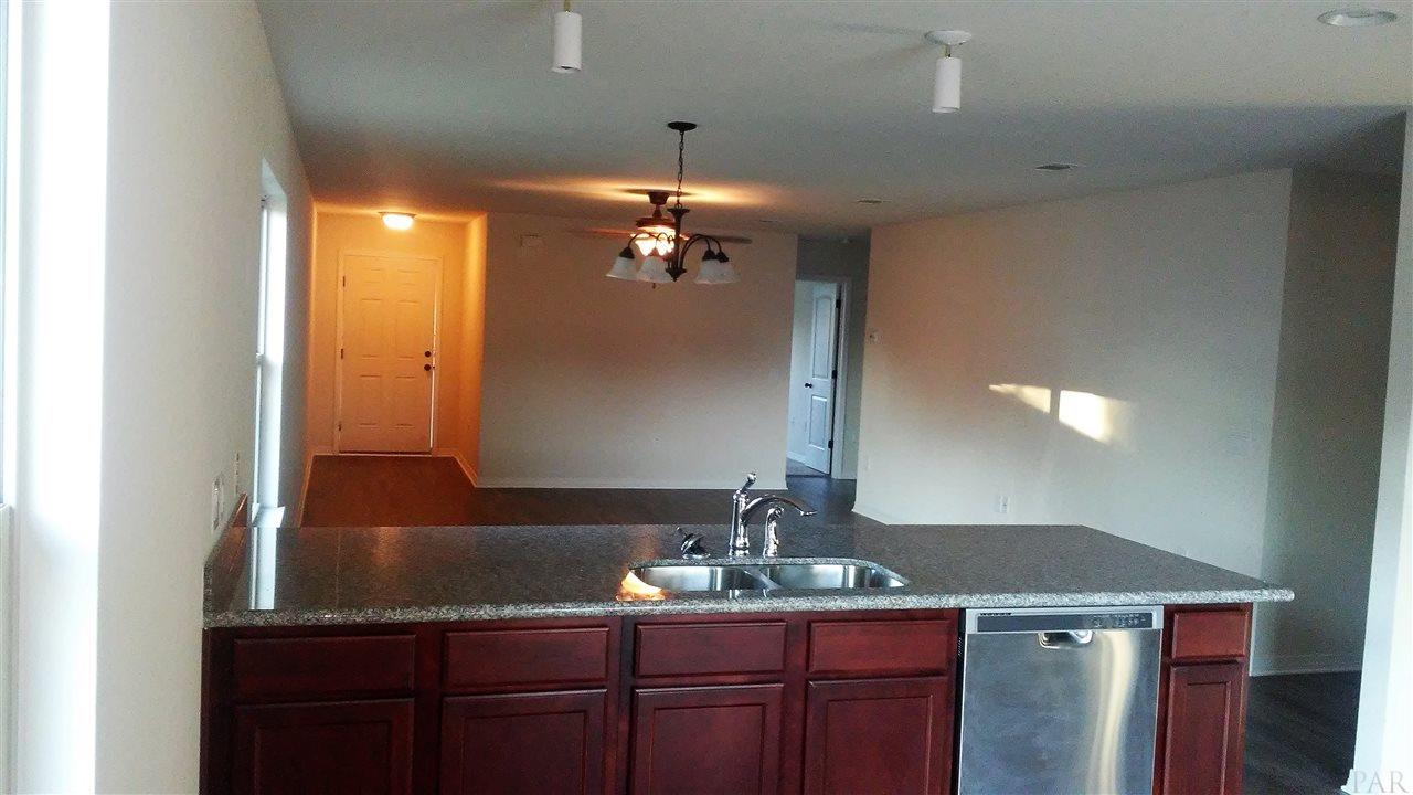 5833 Fairlands Road Milton, FL 32583 - Photo 3 of 11 Gallery Image 3