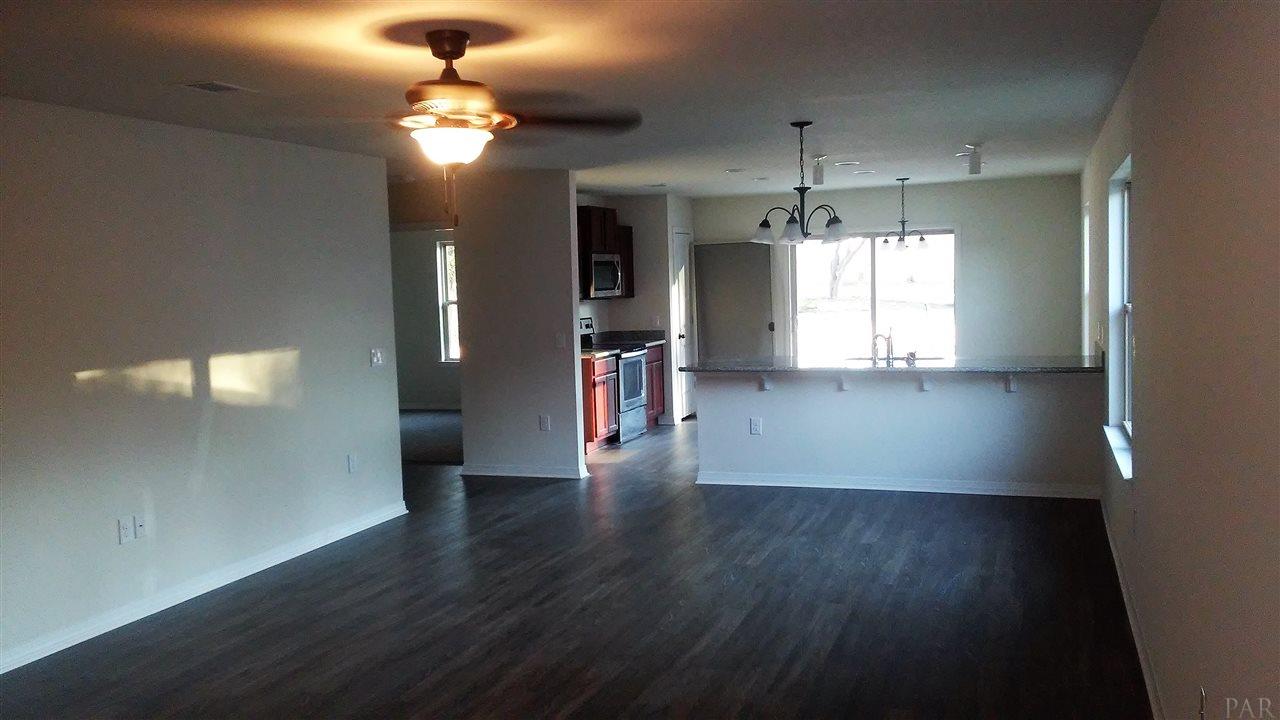 5833 Fairlands Road Milton, FL 32583 - Photo 5 of 11 Gallery Image 5