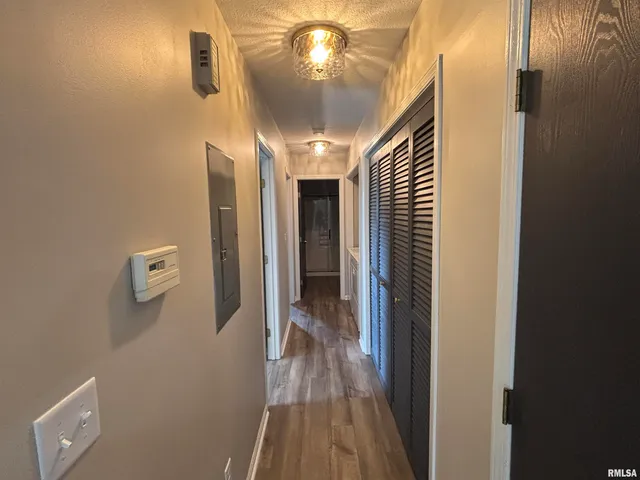 $125,000 | 100 East Heights Avenue, Unit 9, Taylorville, IL 62568