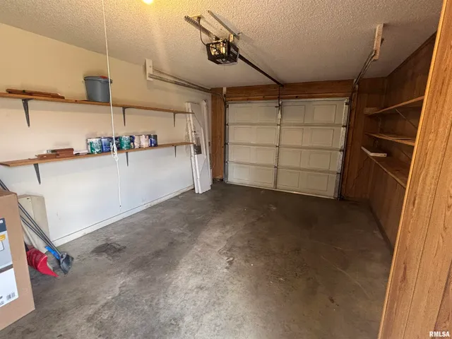 $125,000 | 100 East Heights Avenue, Unit 9, Taylorville, IL 62568