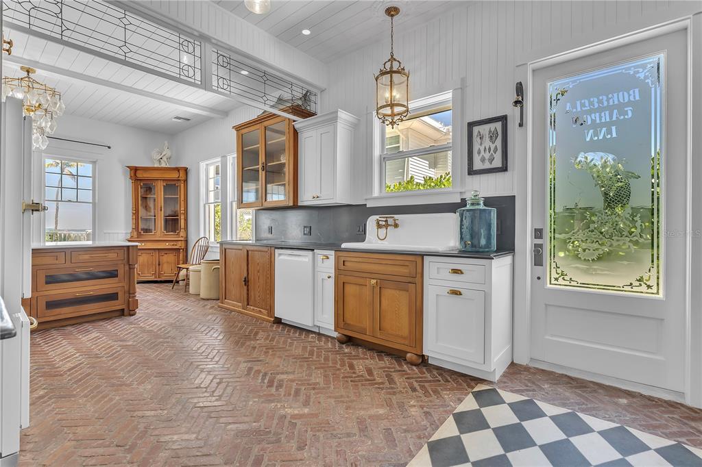 8241 Main Street Bokeelia, FL 33922 - Photo 37 of 100
