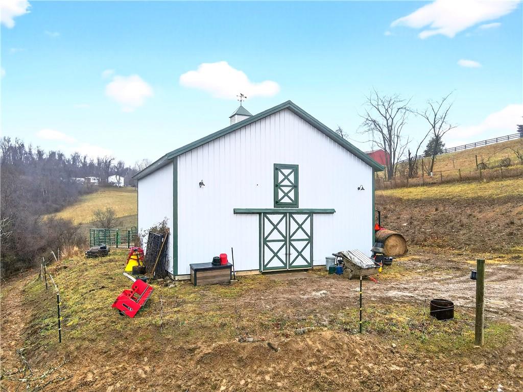 229 Tr780 Waynesburg, PA 15370 - Photo 36 of 50 Barn