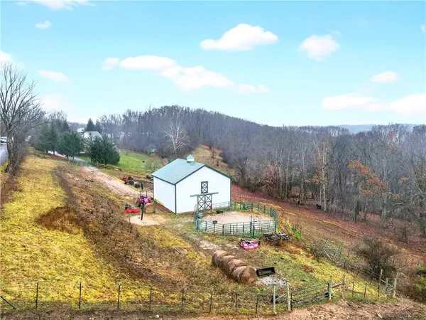 $599,900 | 229 Tr780, Waynesburg, PA 15370