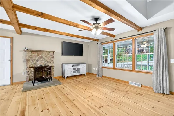 $599,900 | 229 Tr780, Waynesburg, PA 15370