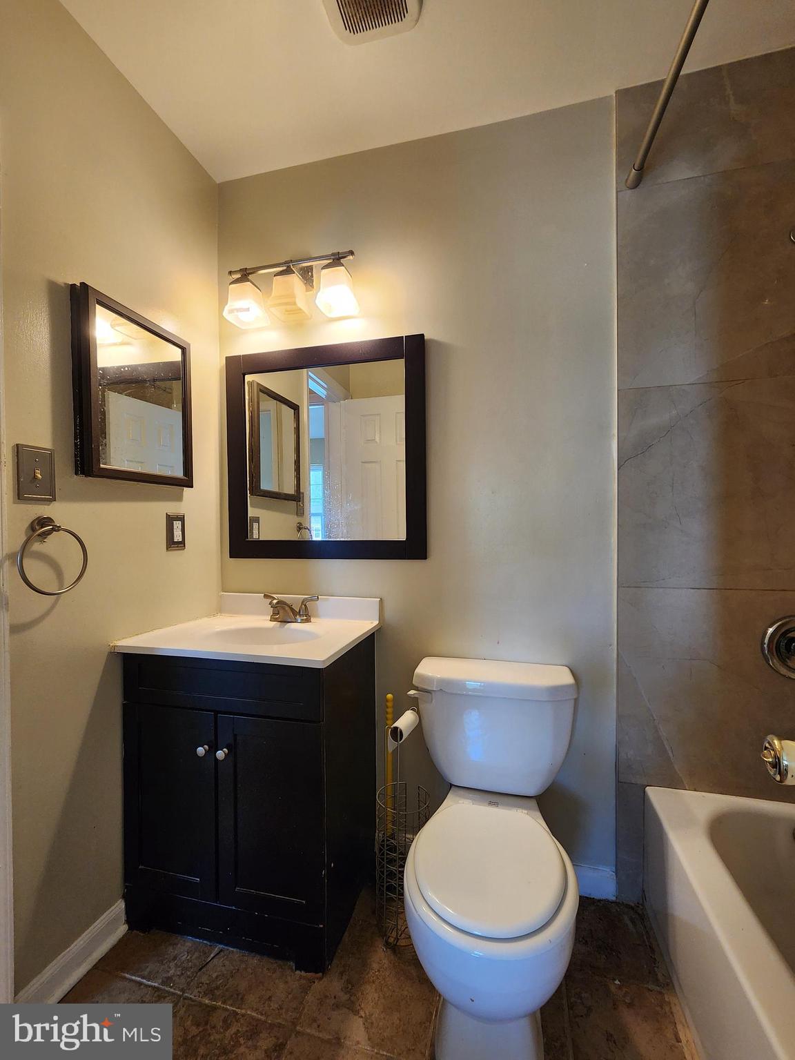 849 St Michaels Drive Bowie, MD 20721 - Photo 13 of 24 2nd Floor Main Bathroom