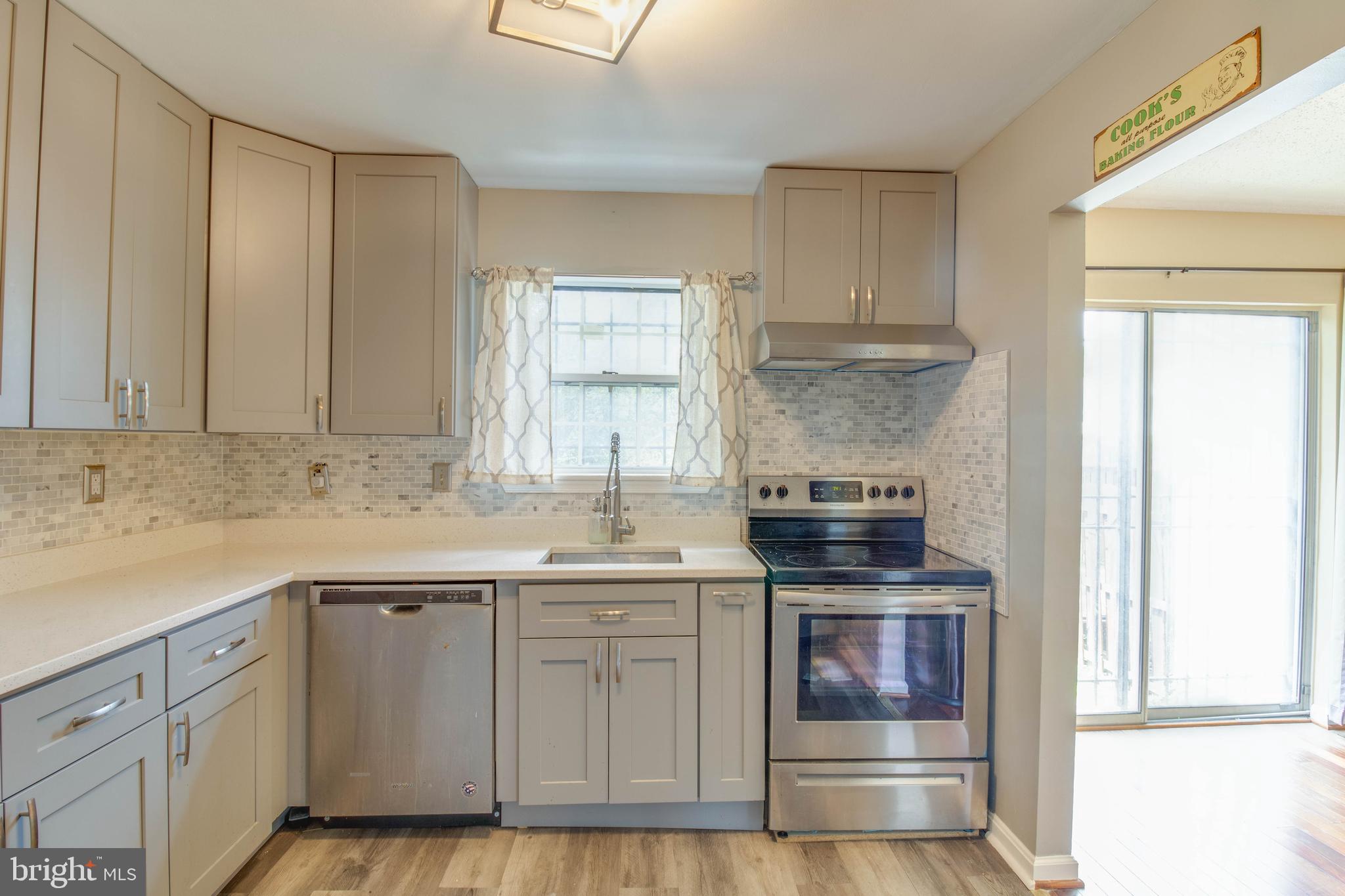 849 St Michaels Drive Bowie, MD 20721 - Photo 9 of 24 Kitchen 2