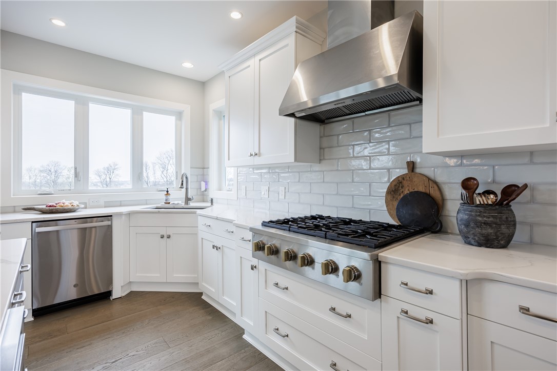 76 Coventry Ridge Pittsford, NY 14534 - Photo 5 of 47