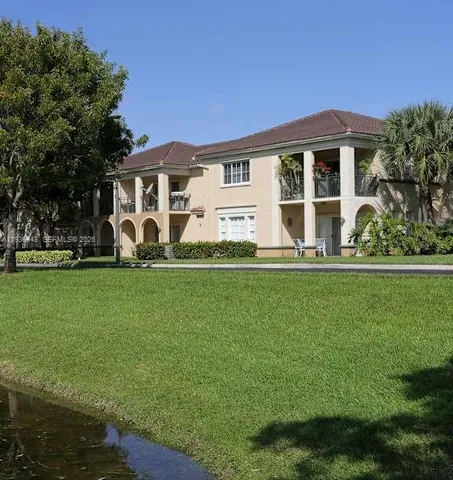 $2,900 | 2452 Centergate Drive, Unit 203, Miramar, FL 33025