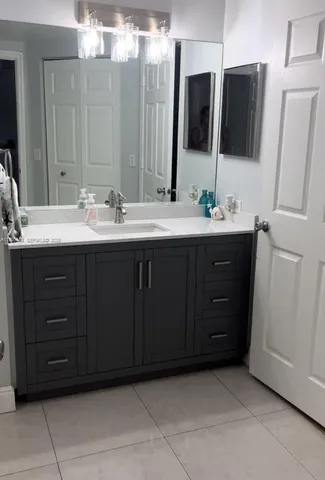 $2,900 | 2452 Centergate Drive, Unit 203, Miramar, FL 33025