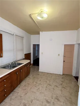 $82,500 | 2203 Vories Street, St. Joseph, MO 64507