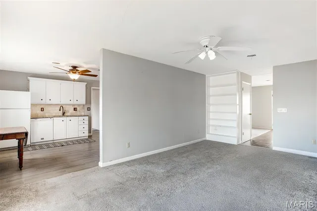 $339,000 | 109 Little Hill Court, Ballwin, MO 63011