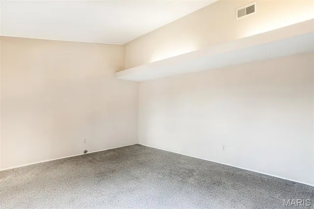 $339,000 | 109 Little Hill Court, Ballwin, MO 63011