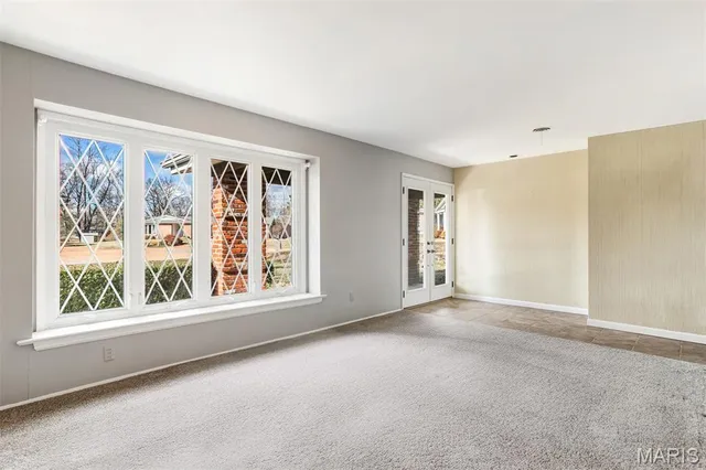 $339,000 | 109 Little Hill Court, Ballwin, MO 63011