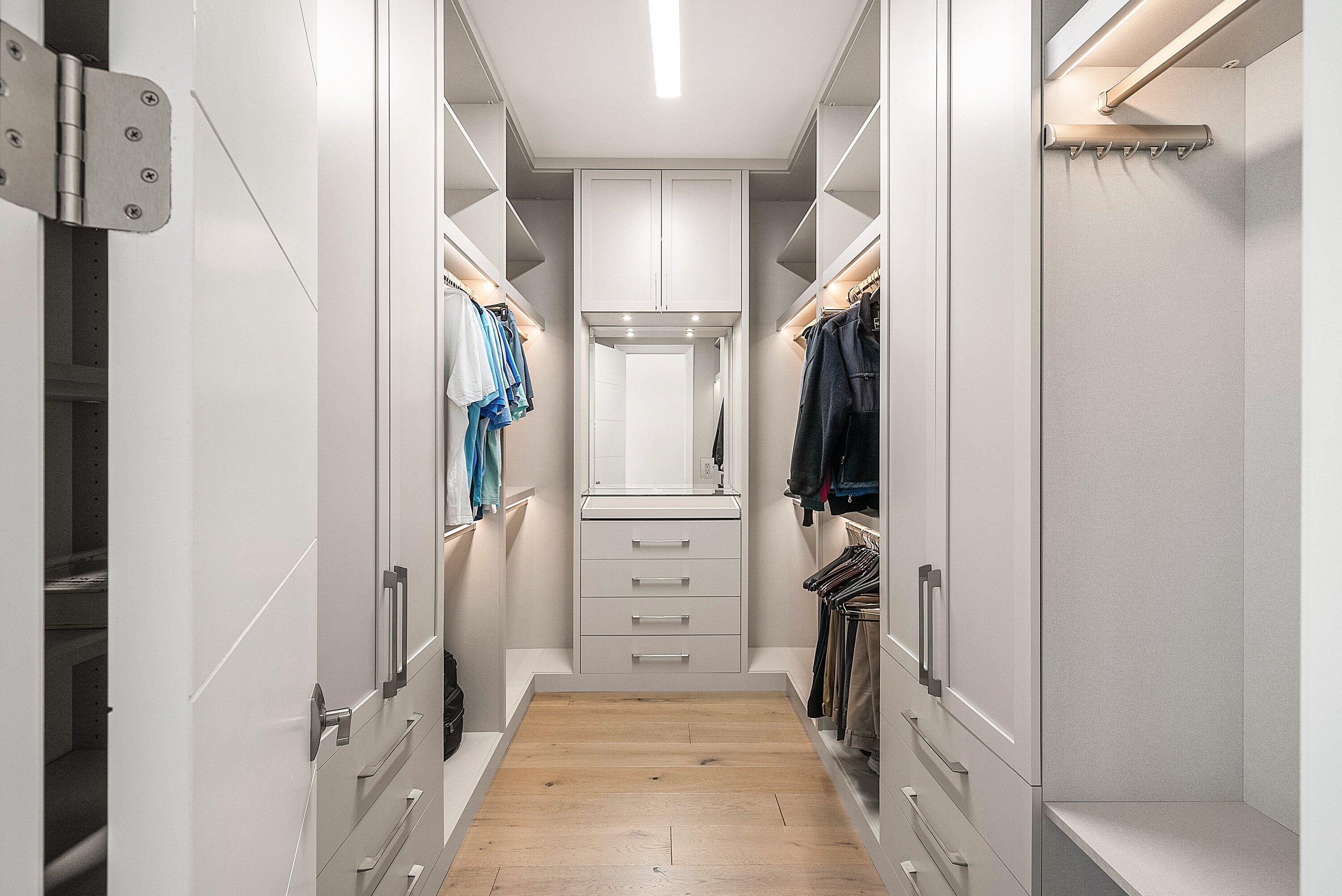 17135 Abruzzo Avenue Boca Raton, FL 33496 - Photo 42 of 95 Designer Primary Closet