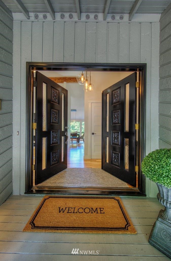 17521 155th Avenue Southeast Renton, WA 98058 - Photo 2 of 31 Gallery Image 2