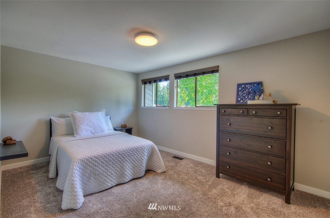 17521 155th Avenue Southeast Renton, WA 98058 - Photo 17 of 31 Gallery Image 17
