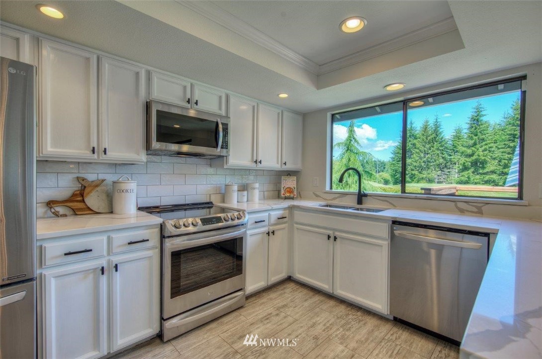 17521 155th Avenue Southeast Renton, WA 98058 - Photo 6 of 31 Gallery Image 6