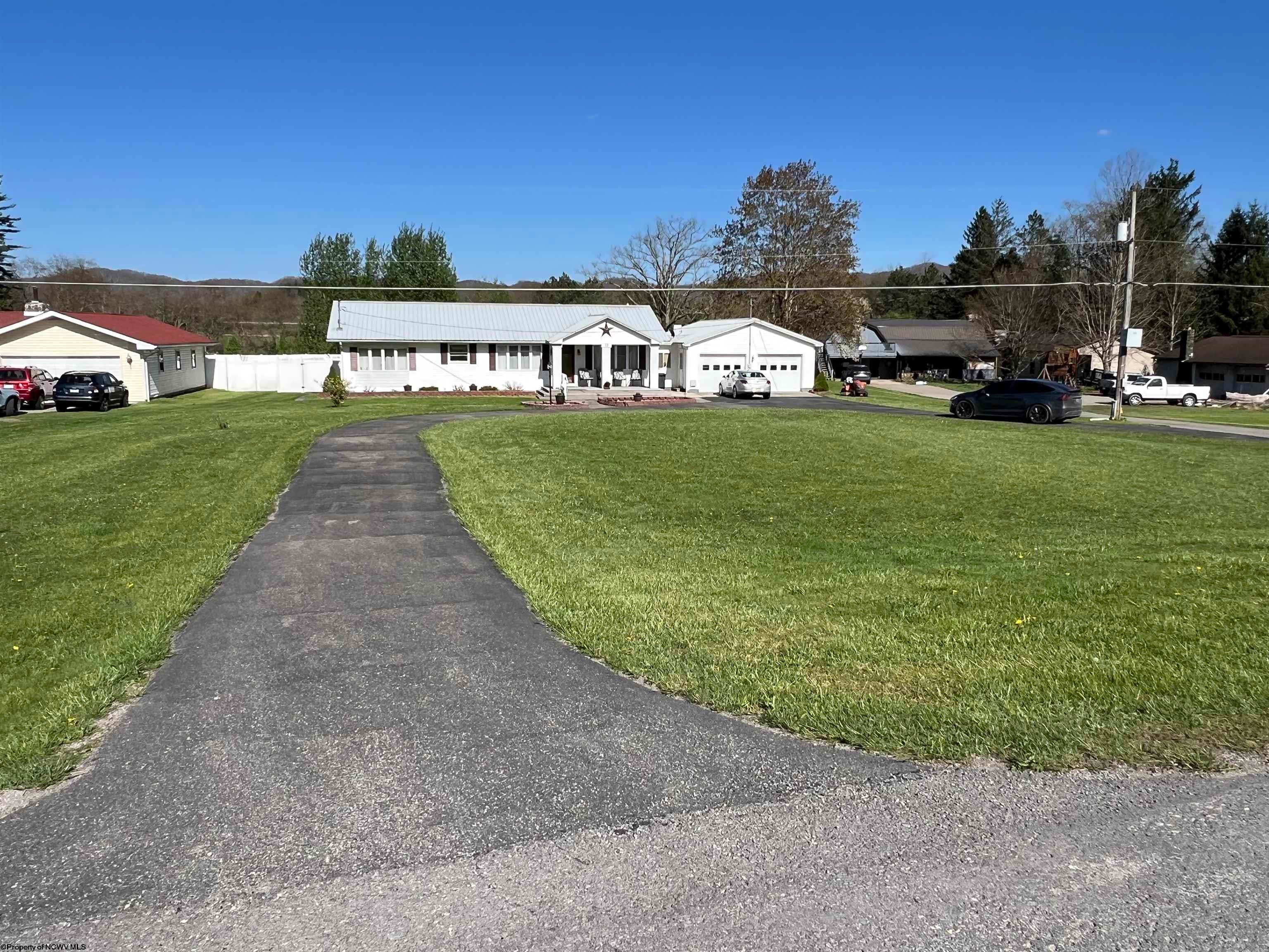 13 Hamby Road Montrose, WV 26283 - Photo 12 of 39 Gallery Image 12