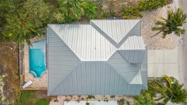 $1,399,000 | 104 Washington Avenue, Fort Myers Beach, FL 33931