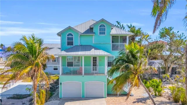 $1,599,999 | 104 Washington Avenue, Fort Myers Beach, FL 33931