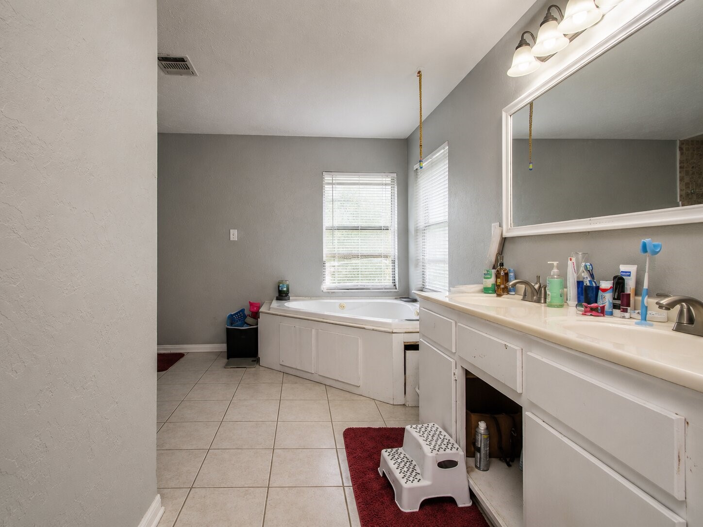 1246 Drymalla Road Cat Spring, TX 78933 - Photo 19 of 38